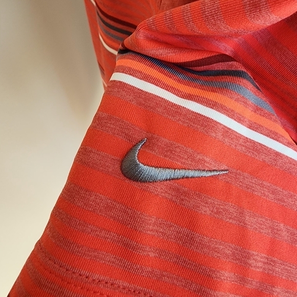 Nike Golf Tour Performance Men's Red Striped Polo Sz L. - Picture 2 of 7